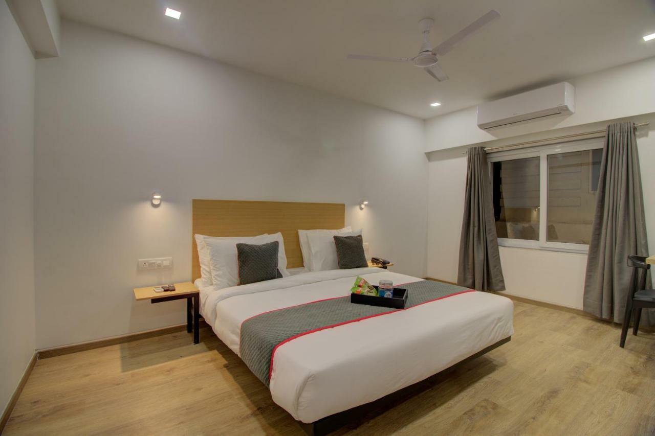 Townhouse Oak Kopar Khairane Navi Mumbai Formerly Ivy Hotel Exteriér fotografie